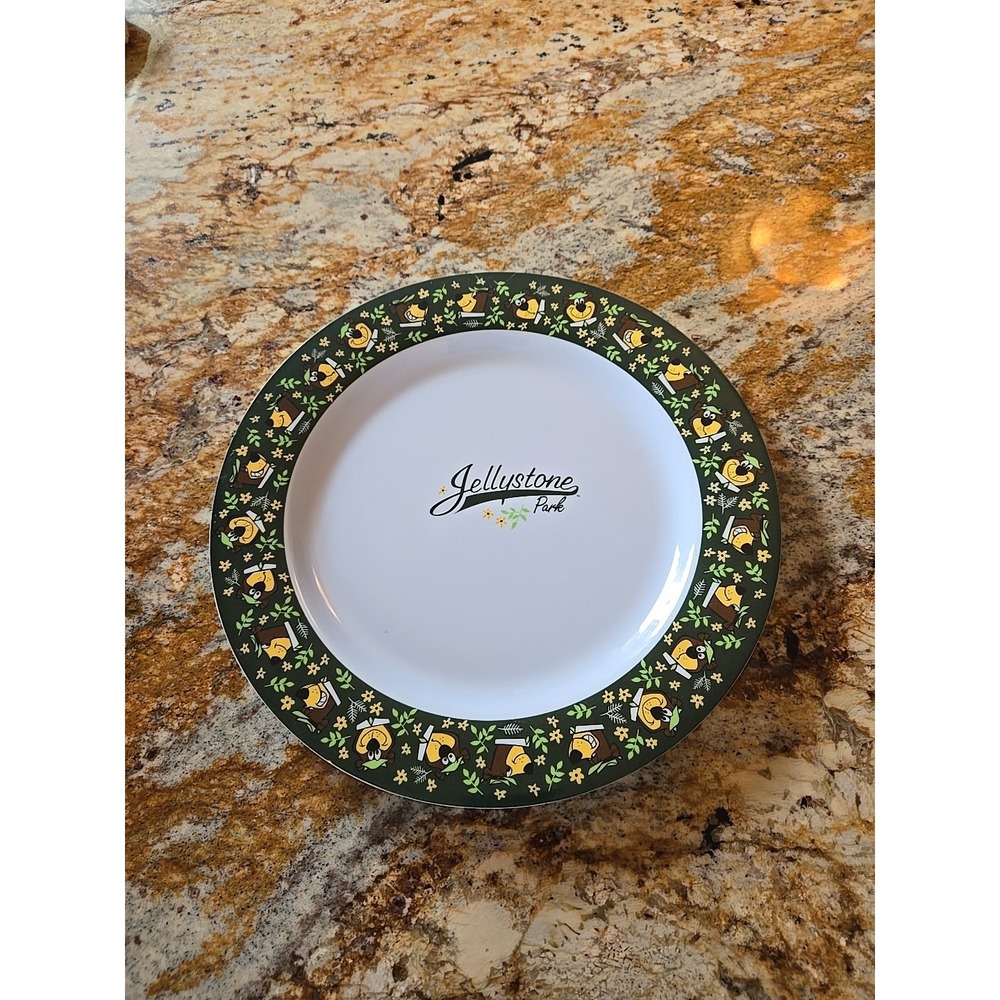 Jellystone Park Plastic Plate